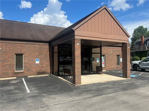 4 Peartree Way, Beaver, PA, 15009-1954 | Card Image