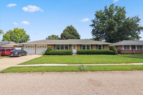 1108 Westview Dr, Normal, IL, 61761-3112 | Card Image