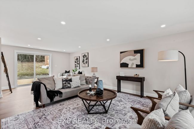 10485 County 2 Rd, House other with 3 bedrooms, 3 bathrooms and 6 parking in Grafton ON | Image 5