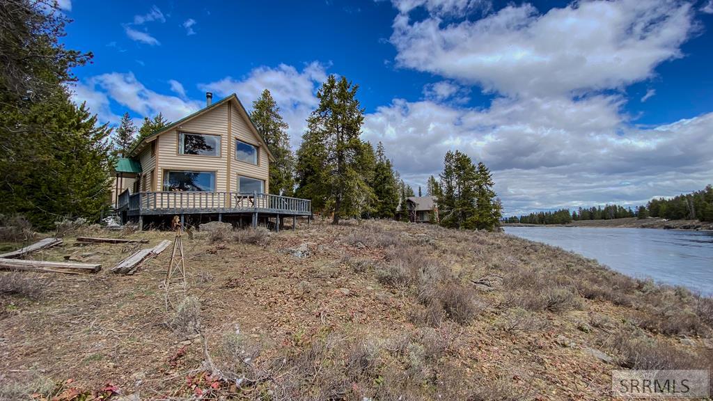 Pinehaven Dr, Island Park, ID 83429