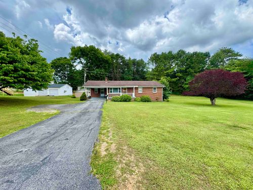 75 Shoals Ave, Killen, AL, 35645-9243 | Card Image