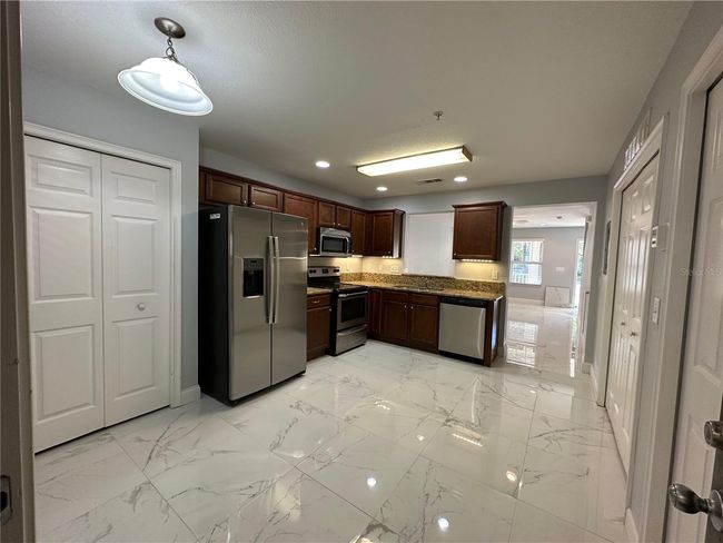 APT-138 - 4663 Sw 48 Th Dr, Condo with 2 bedrooms, 3 bathrooms and null parking in Gainesville FL | Image 8