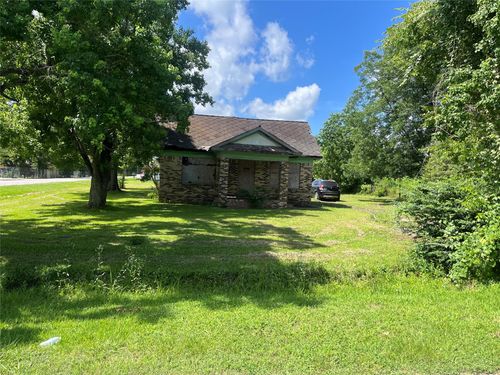 629 Ezekiel Smith St, Waller, TX, 77484-4618 | Card Image