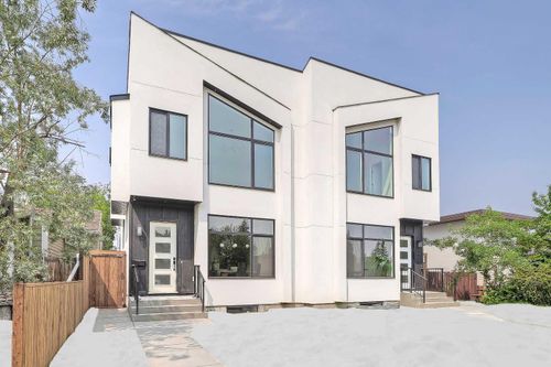 6416 34 Ave Nw, Calgary, AB, T3B1N1 | Card Image