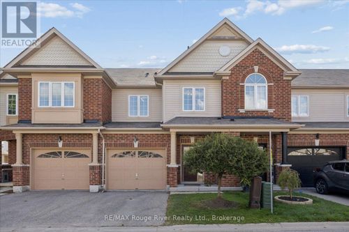 85 Lander Cres, Bowmanville, ON, L1C0L5 | Card Image