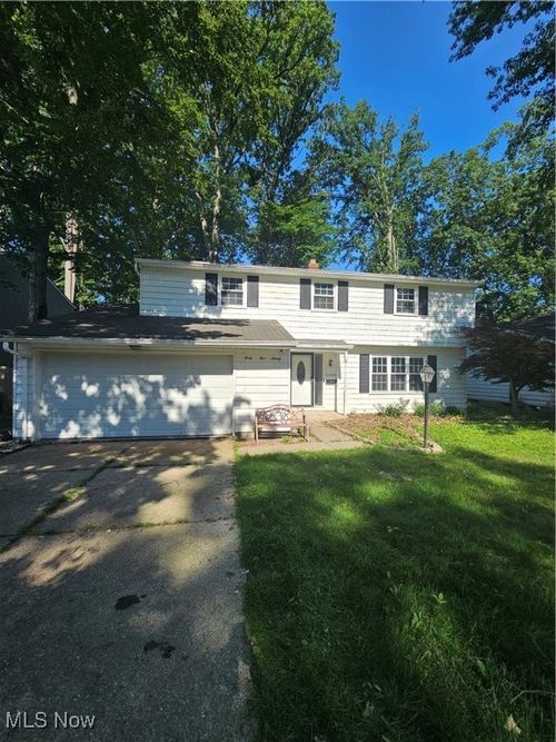 4590 Brendan Ln, North Olmsted, OH, 44070-2929 | Card Image