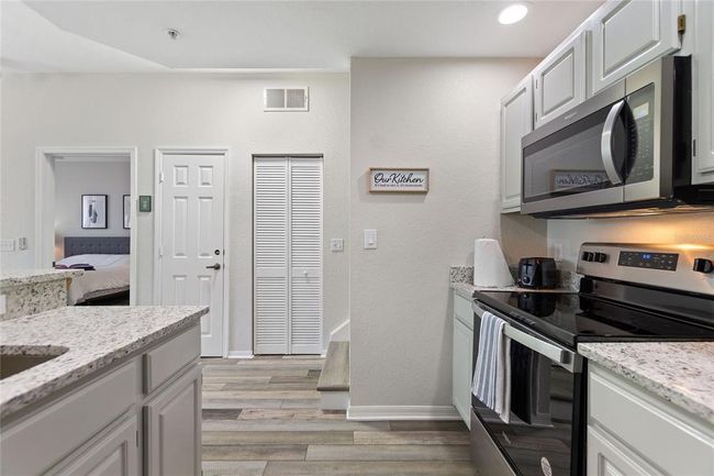 APT-104 - 4021 Venetian Bay Dr, Townhouse with 3 bedrooms, 2 bathrooms and null parking in KISSIMMEE FL | Image 12