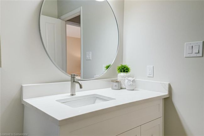 43 - 10 Holborn Crt, Townhouse with 3 bedrooms, 2 bathrooms and 2 parking in Kitchener ON | Image 41