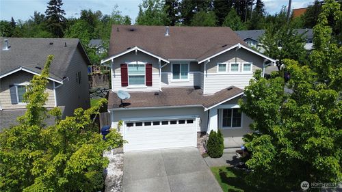 8105 88th St Ne, Marysville, WA, 98270-9308 | Card Image