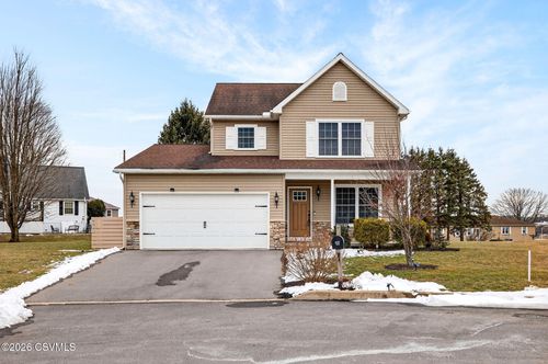 45 Oakmont Ct, Selinsgrove, PA, 17870-9157 | Card Image