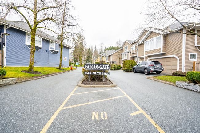 48 - 1140 Falcon Drive, Townhouse with 3 bedrooms, 2 bathrooms and 2 parking in Coquitlam BC | Image 4