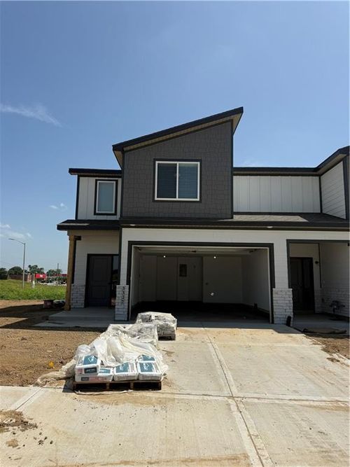 17a-3327 Ne 87th St, Kansas City, MO, 64156 | Card Image