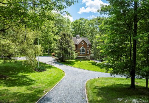 132 Finch Rd, North Salem, NY, 10560-1501 | Card Image