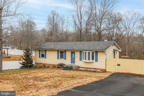 6517 Deerskin Dr, FREDERICKSBURG, VA, 22407-6331 | Card Image