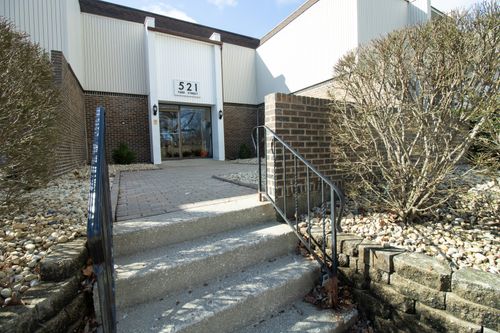 apt-104-521 73rd St, Downers Grove, IL, 60516-4118 | Card Image