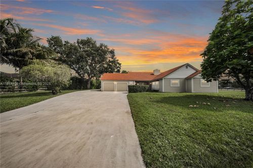 14801 Sw 31st Ct, Davie, FL, 33331-2618 | Card Image