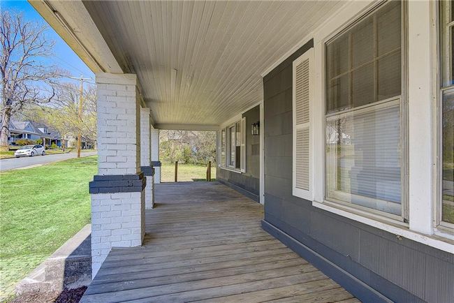 209 N Yadkin Ave, House other with 2 bedrooms, 1 bathrooms and null parking in Spencer NC | Image 5