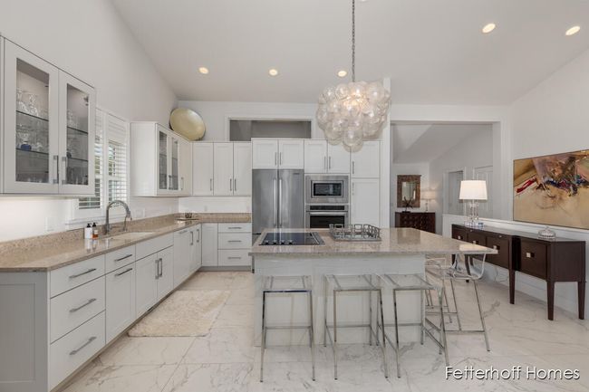 Kitchen | Image 11