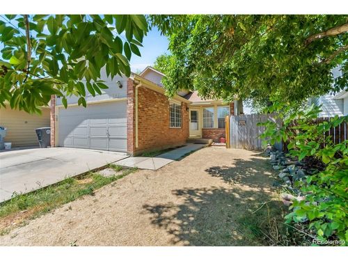 247 Wadsworth Cir, Longmont, CO, 80504-1558 | Card Image