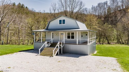 5626 Staunton Turnpike, Petroleum, WV, 26161 | Card Image