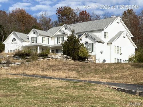 7790 Fine Rd, Oakville, MO, 63129-5105 | Card Image