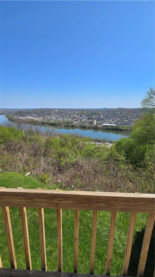 198 Cambria Hill Dr, Townhouse with 2 bedrooms, 2 bathrooms and 2 parking in Tarentum PA | Image 18