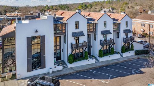 78 Vine St, MOUNTAIN BROOK, AL, 35213-3741 | Card Image