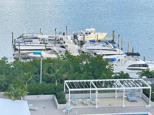 apt-802-18071 Biscayne Blvd, Aventura, FL, 33160-5229 | Card Image