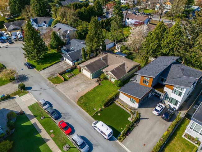 6073 172 B Street, House other with 3 bedrooms, 2 bathrooms and 8 parking in Surrey BC | Image 27