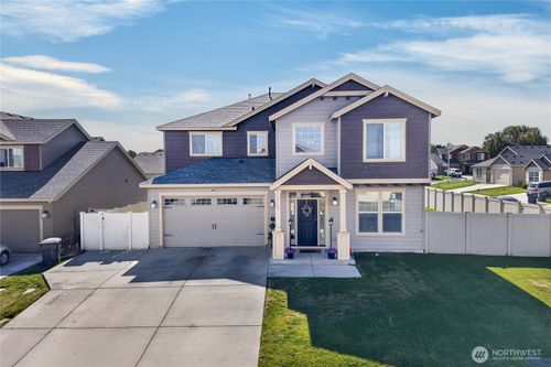 1713 Liberty Ln, Sunnyside, WA, 98944-5601 | Card Image