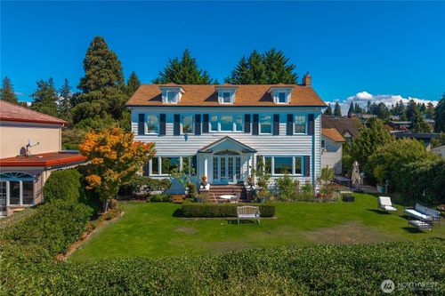 3233 Magnolia Boulevard W, Seattle, WA, 98199 | Card Image