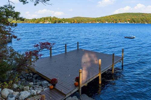 5 Loon Cove Rd, Alton Bay, NH, 03810-4053 | Card Image