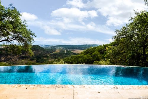 30044 Cloud View Dr, Bulverde, TX, 78163-4031 | Card Image