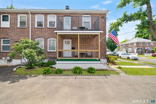 26-22-26 Carver St, Bridgeport, CT, 06610-2113 | Card Image