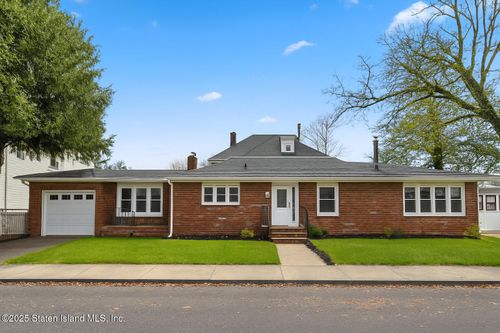 2 Livingston Ct, Staten Island, NY, 10310-1630 | Card Image