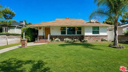 3807 W Clark Ave, Burbank, CA, 91505 | Card Image