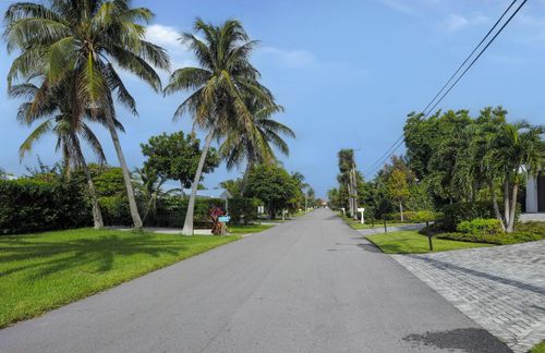 1190 Bimini Lane, Riviera Beach, FL, 33404 | Card Image