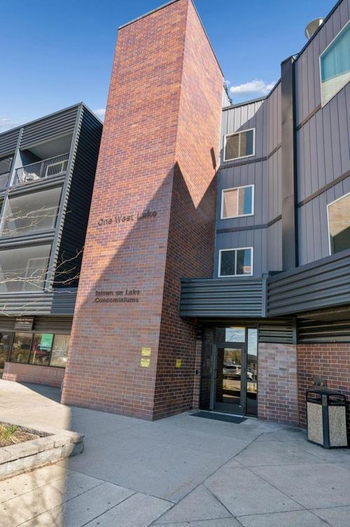 406-1 W Lake Street, Minneapolis, MN, 55408 | Card Image