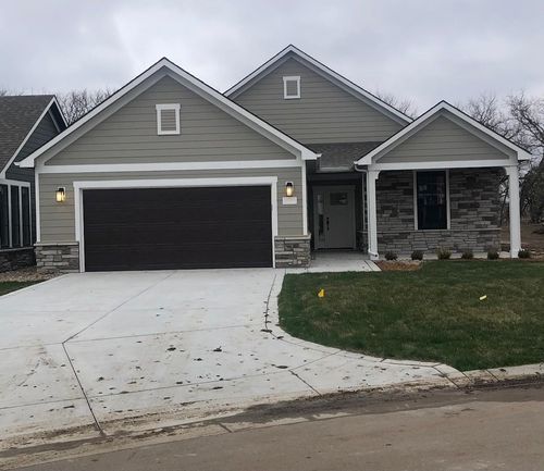 620 E Park Pl, Andover, KS, 67002-8977 | Card Image