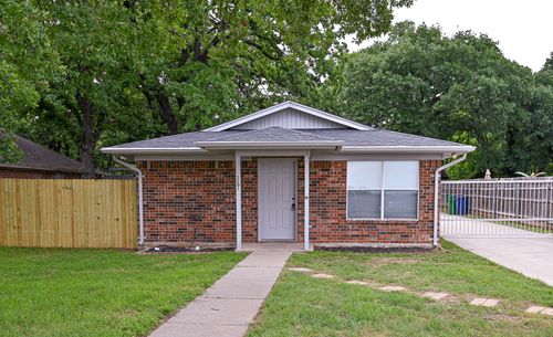 3201 S Garland St, Decatur, TX, 76234-4061 | Card Image