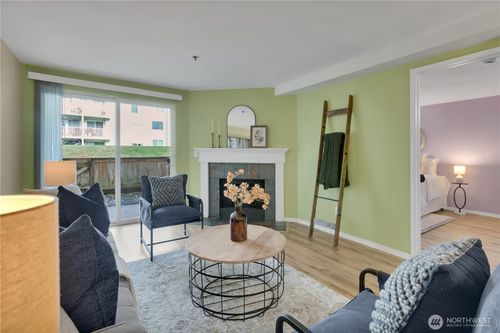 apt-d102-25035 98th Pl S, Kent, WA, 98030-6171 | Card Image