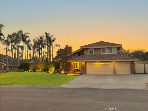4245 Citrus Cir, Yorba Linda, CA, 92886-2201 | Card Image