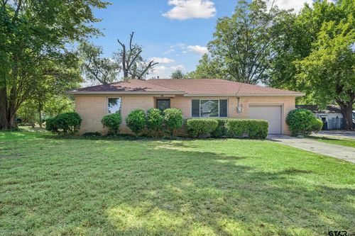 252 E Main St, Van, TX, 75790-2932 | Card Image
