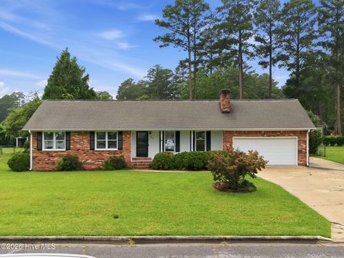 206 Ellison Dr, Washington, NC, 27889-3122 | Card Image