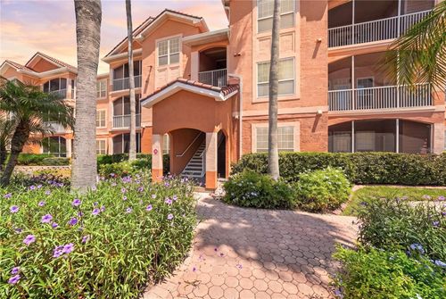4203-5000 Culbreath Key Way, TAMPA, FL, 33611-3062 | Card Image