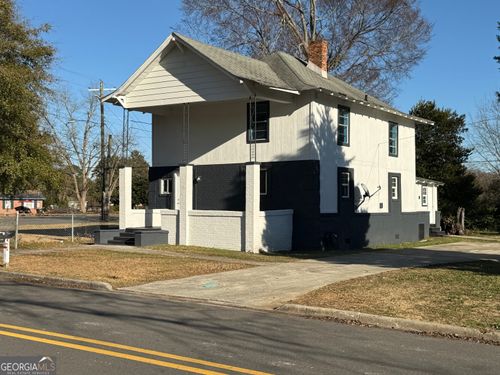 803 Pine St, Fort Valley, GA, 31030-2963 | Card Image