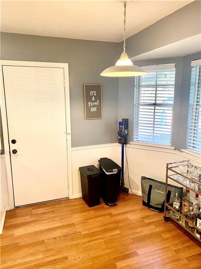 1609 Springer Ln, House other with 4 bedrooms, 2 bathrooms and 6 parking in Austin TX | Image 6