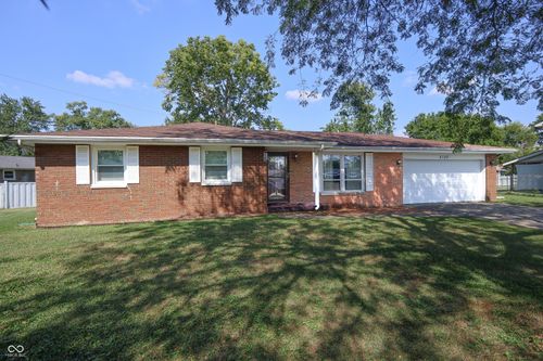 5120 Navajo Ct, Columbus, IN, 47203-3307 | Card Image
