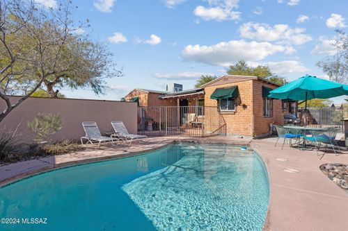 2821 E Waverly Street, Tucson, AZ, 85716 | Card Image