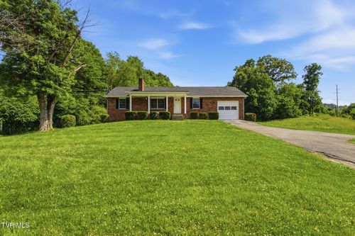122 E Carters Valley Rd, Kingsport, TN, 37665-1106 | Card Image